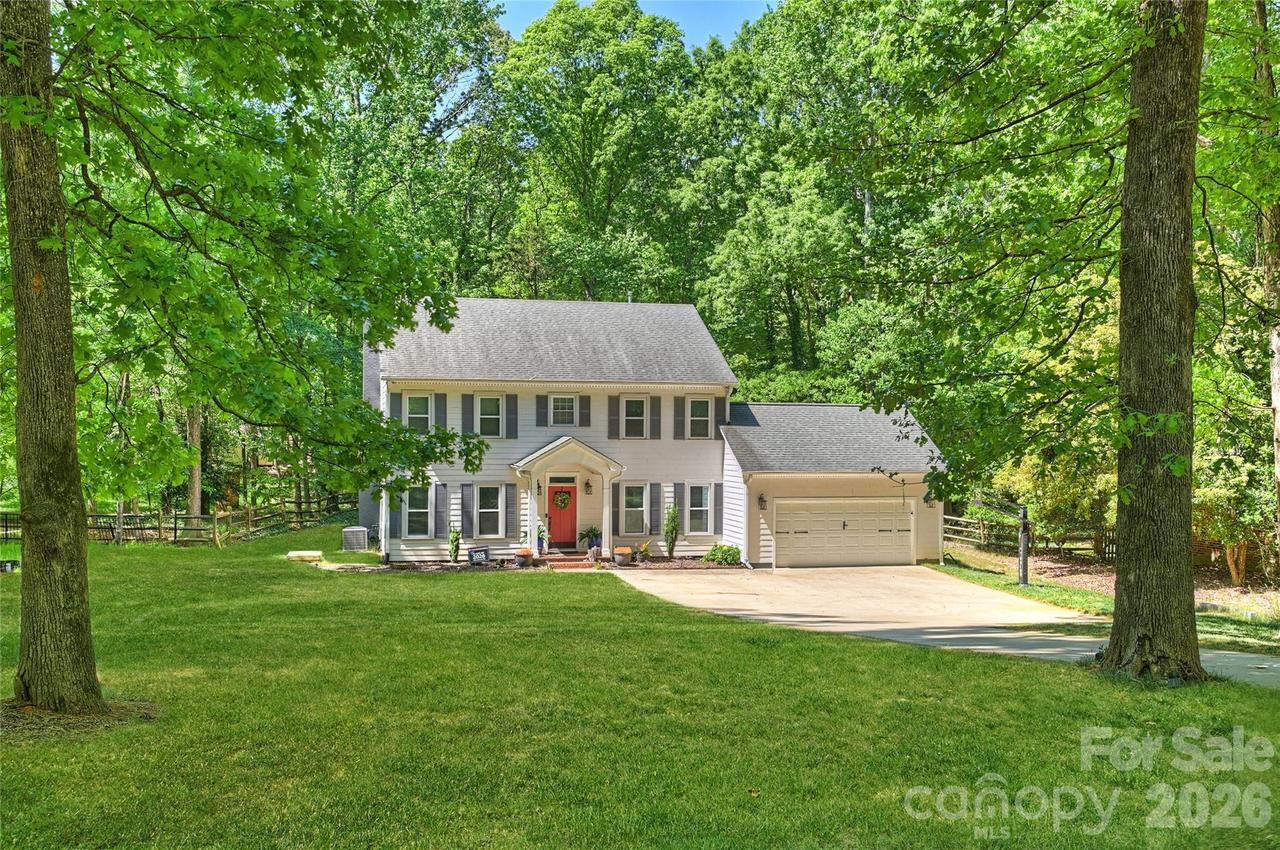 5525 Lancelot Dr., Charlotte, NC 28270