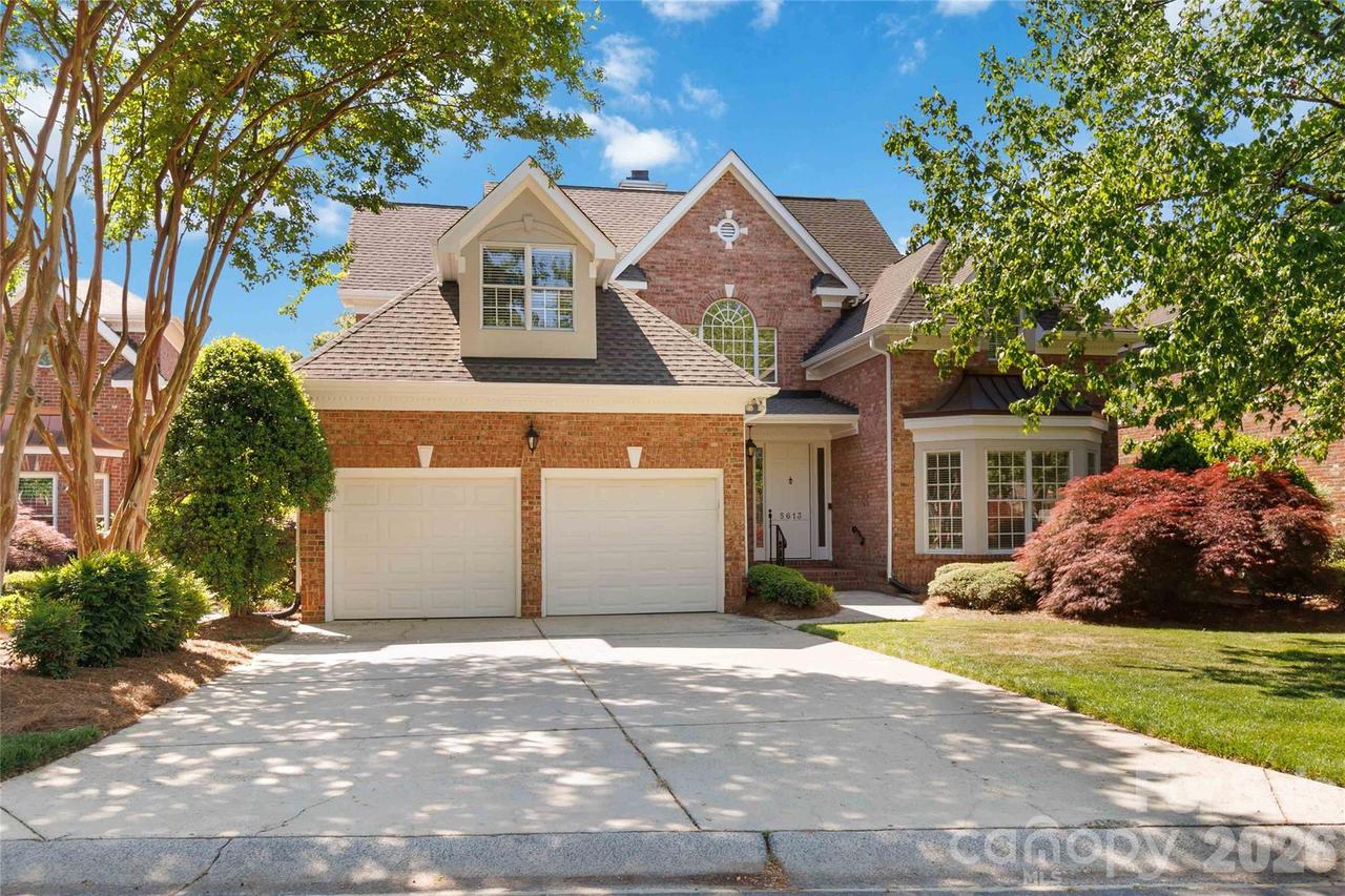 5613 Fairway View Dr., Charlotte, NC 28277