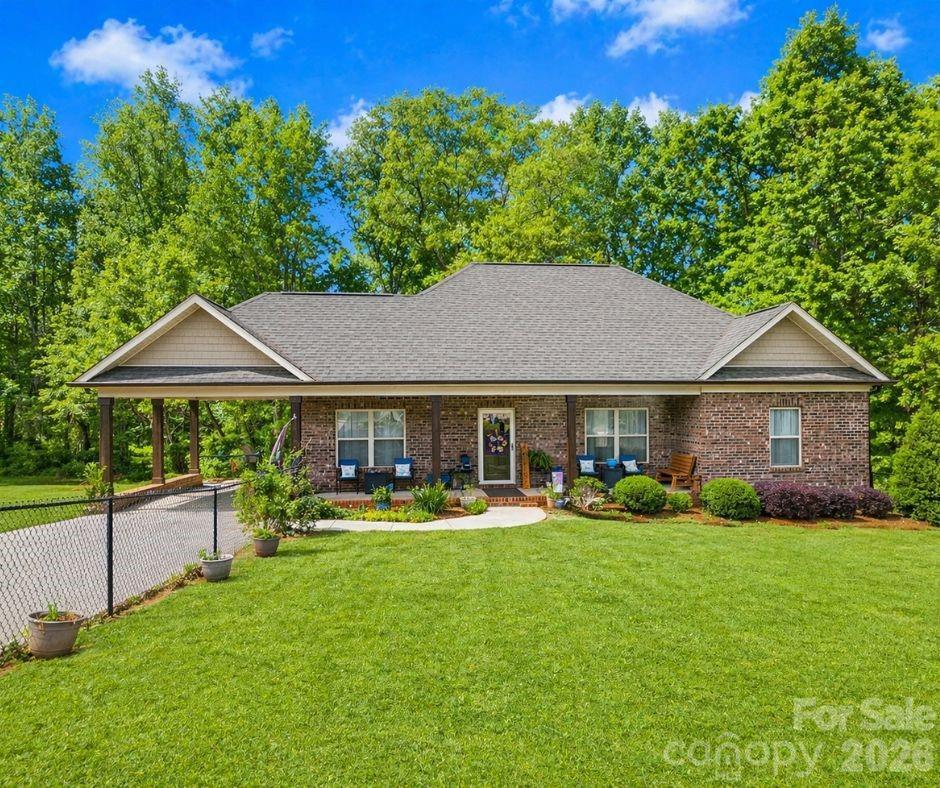 699 Sellerstown Rd., Cherryville, NC 28021