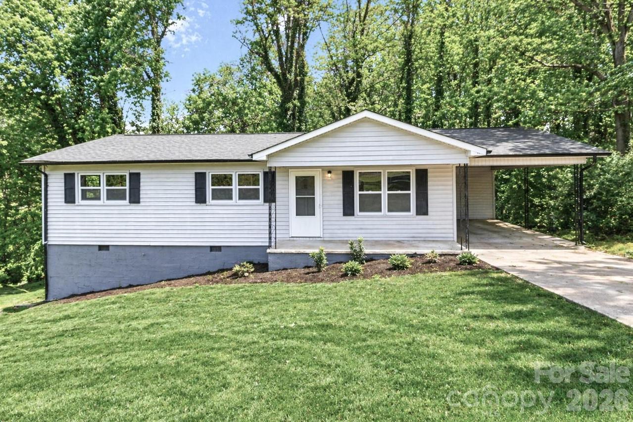 170 Hemingway Ln., Statesville, NC 28625