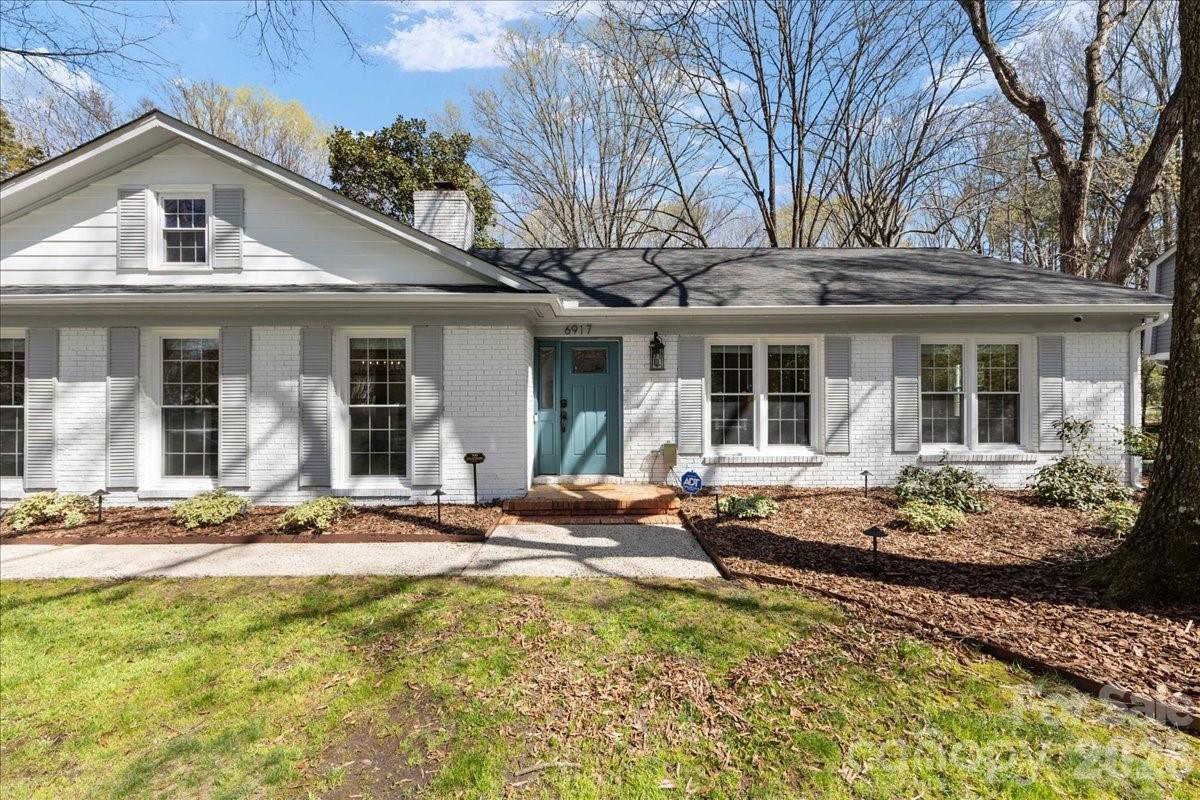 6917 Candlewyck Ln., Charlotte, NC 28226