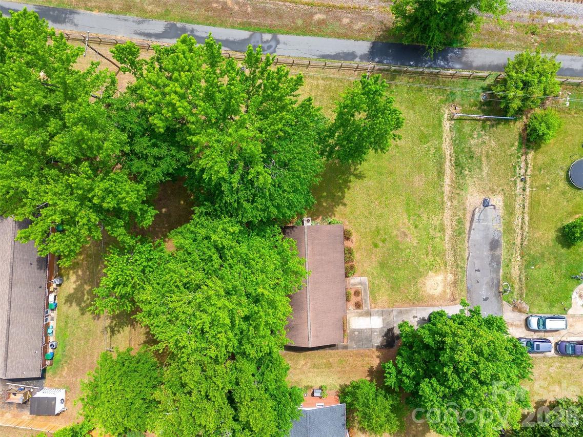 308 Club View Ln., Matthews, NC 28105