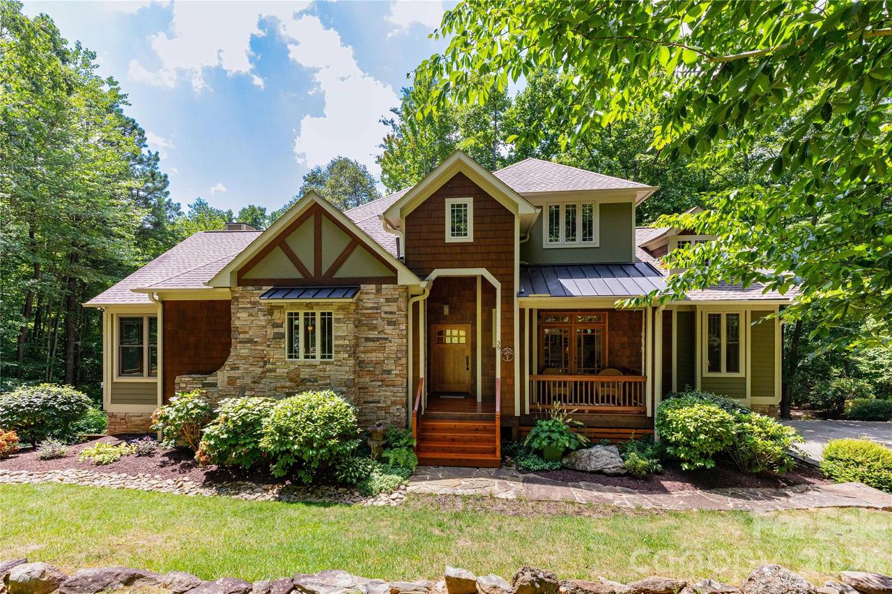 39 Hawks Pointe Ln., Weaverville, NC 28787