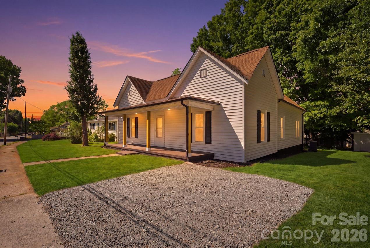 630 N Davis Ave., Newton, NC 28658