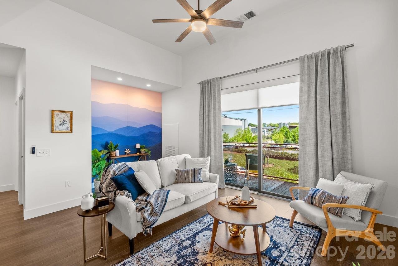 68 Craven St. #206, Asheville, NC 28806