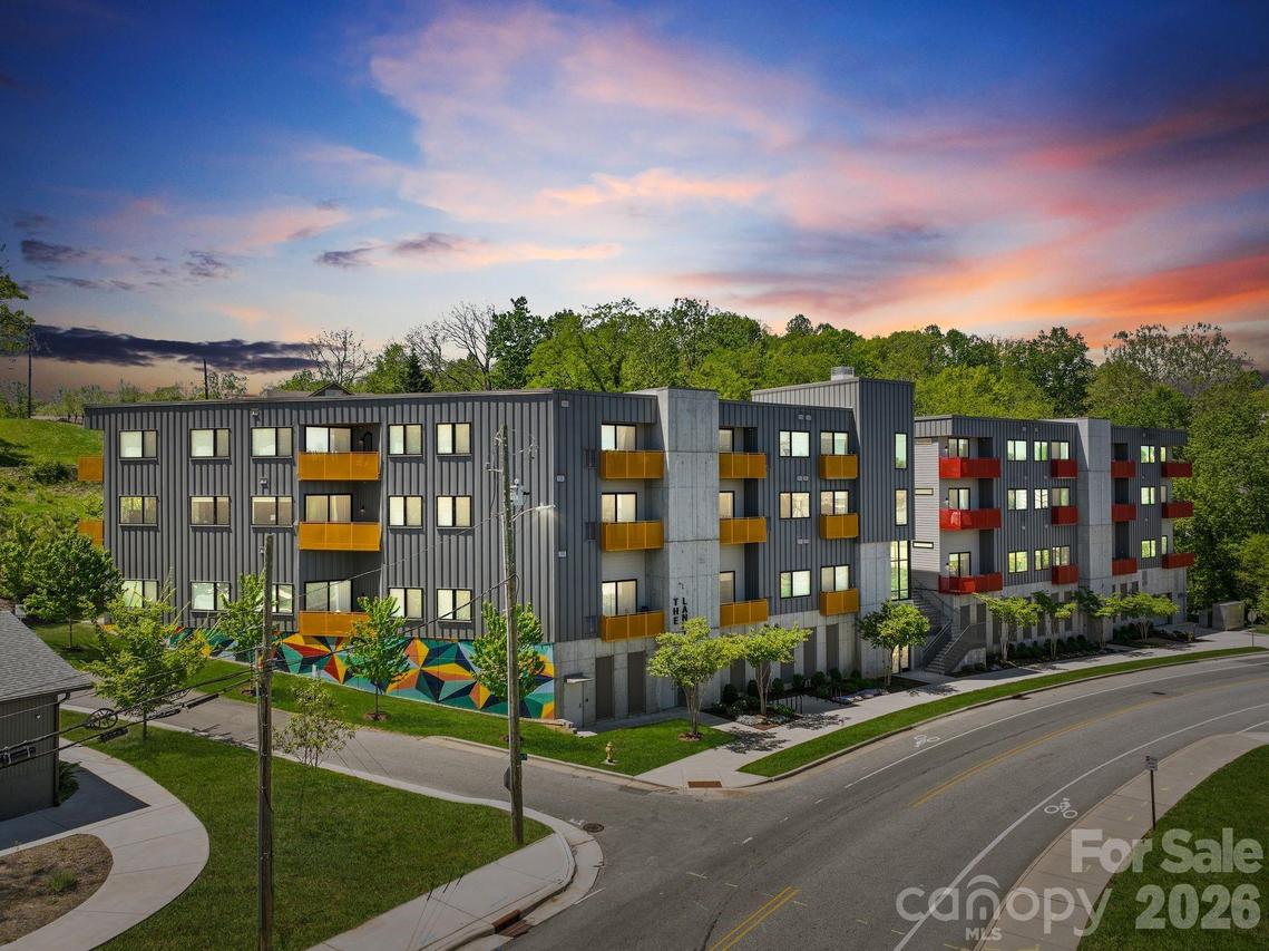 68 Craven St. #206, Asheville, NC 28806