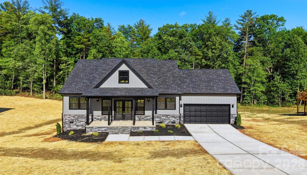 2430 Kimberly Ave., Morganton, NC 28655