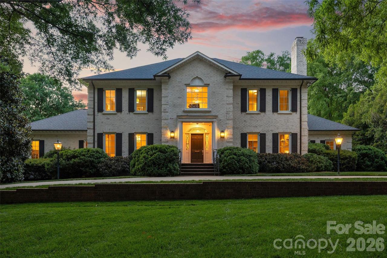 2514 Beretania Cir., Charlotte, NC 28211