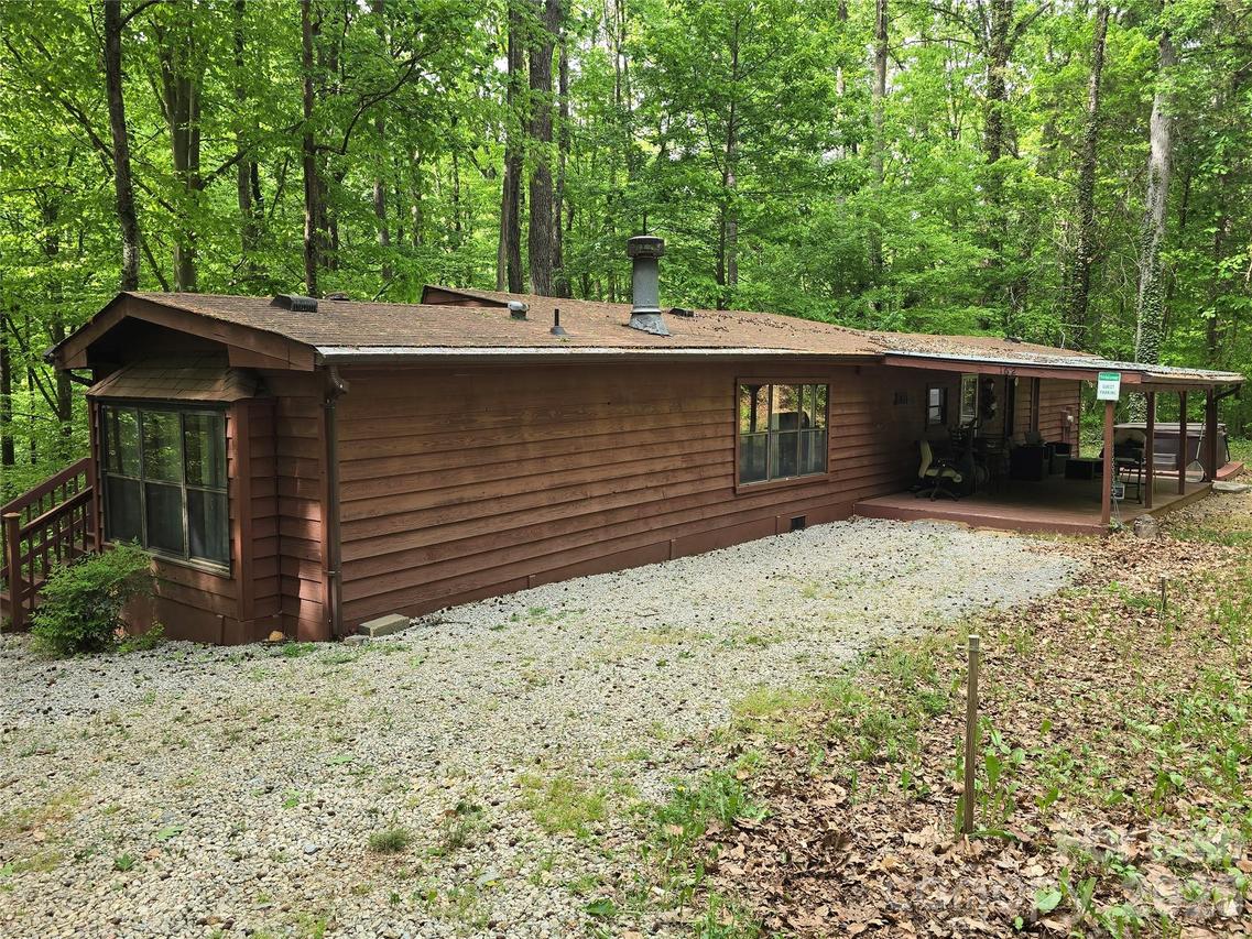 162 Pineridge Dr., Mooresville, NC 28115