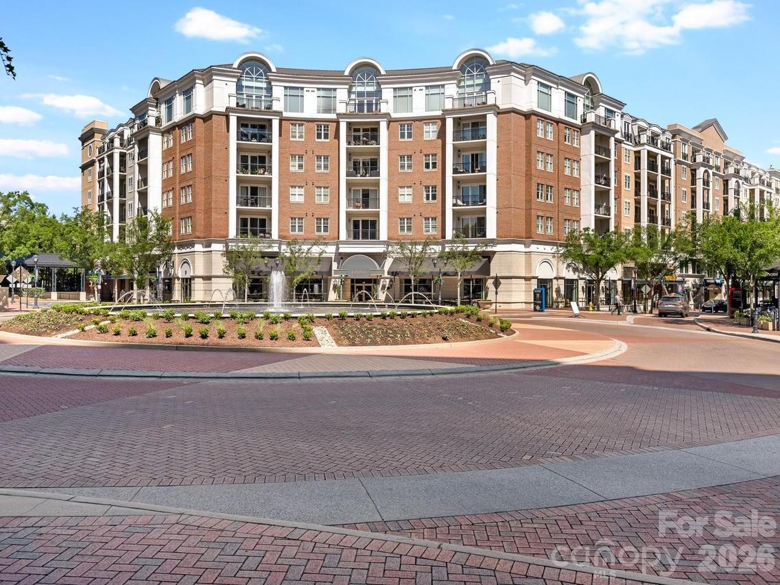 4620 Piedmont Row Dr. #406, Charlotte, NC 28210