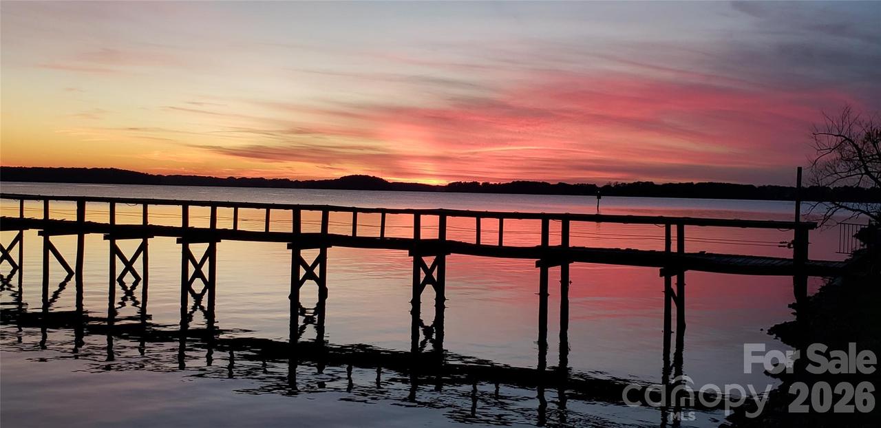 18029 Whispering Oaks Dr., Cornelius, NC 28031