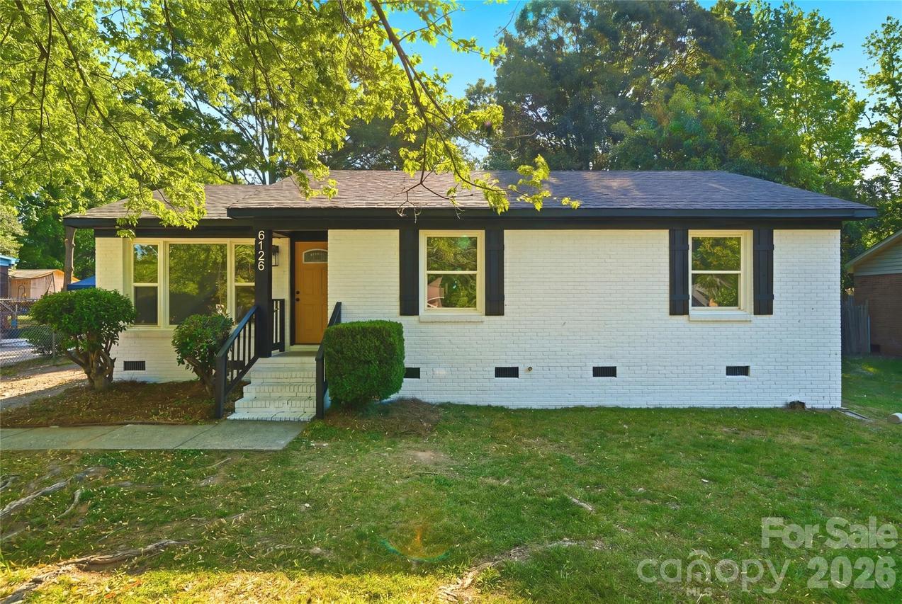 6126 Amberly Ln., Charlotte, NC 28213