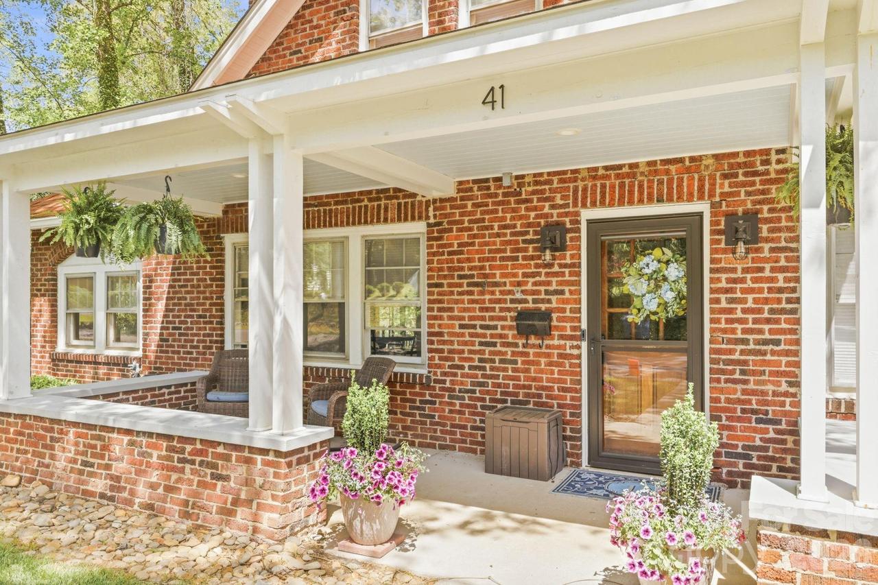 41 Chiles Ave., Asheville, NC 28803