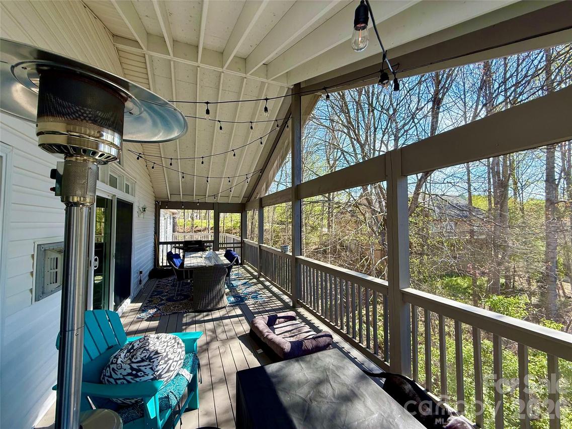 1801 Riverview Ct., Hendersonville, NC 28739