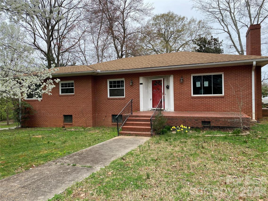 930 Church St., Salisbury, NC 28144