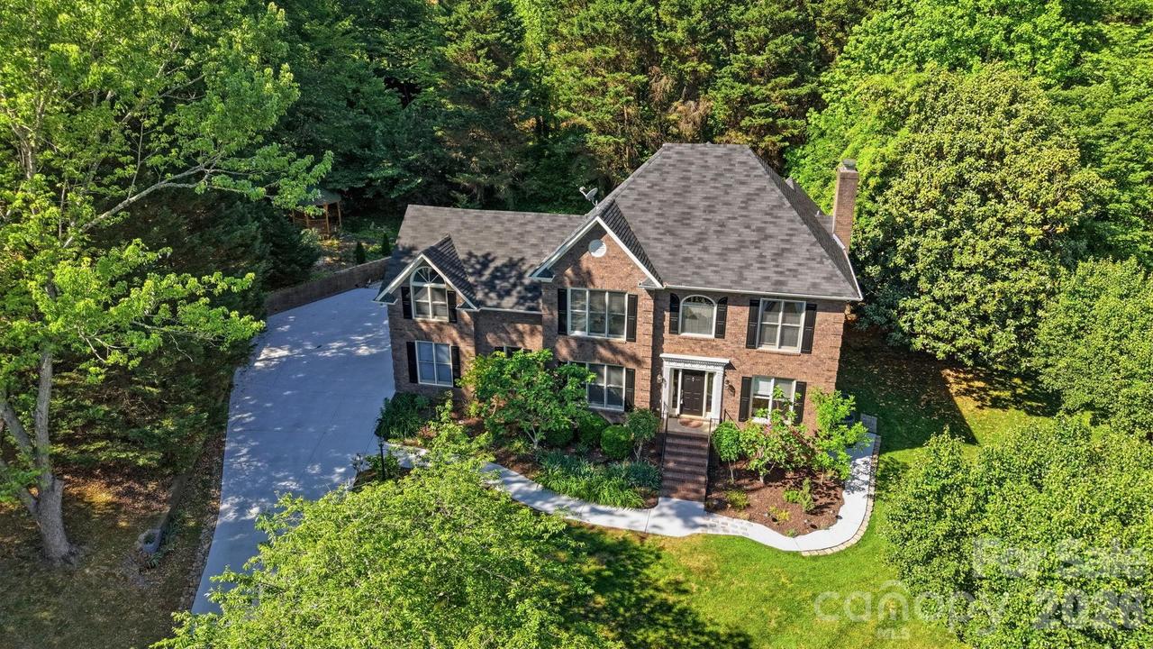1265 Braeburn Rd., Concord, NC 28027
