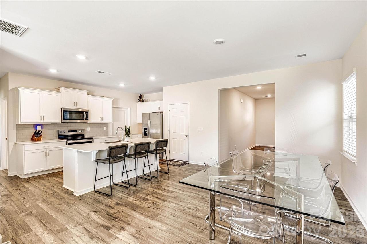 1241 37th Avenue Ln., Hickory, NC 28601