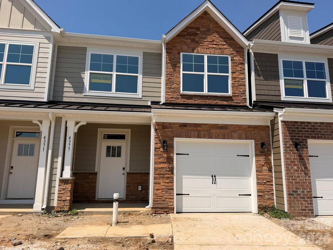 4377 Black Ct., Harrisburg, NC 28075