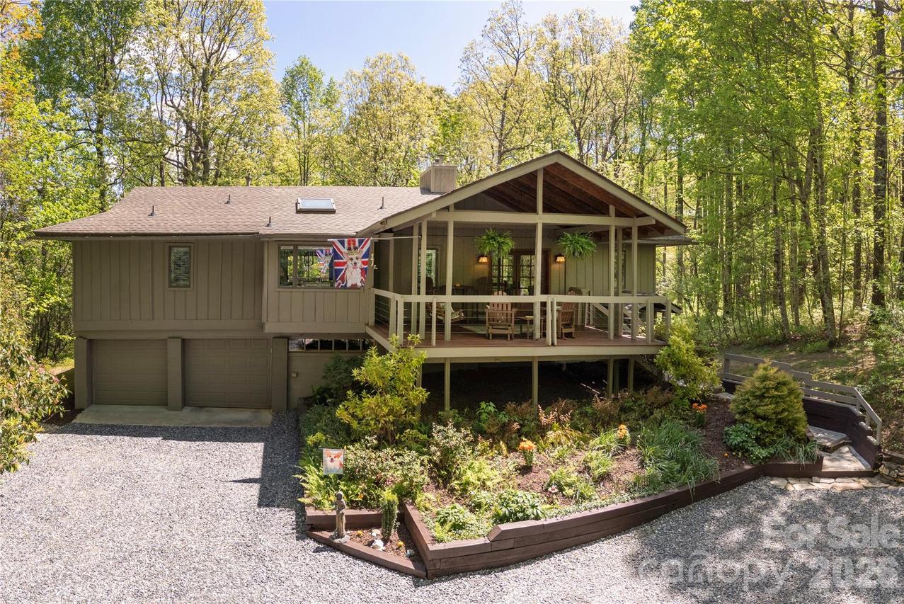 139 Panther Gap Rd., Brevard, NC 28712