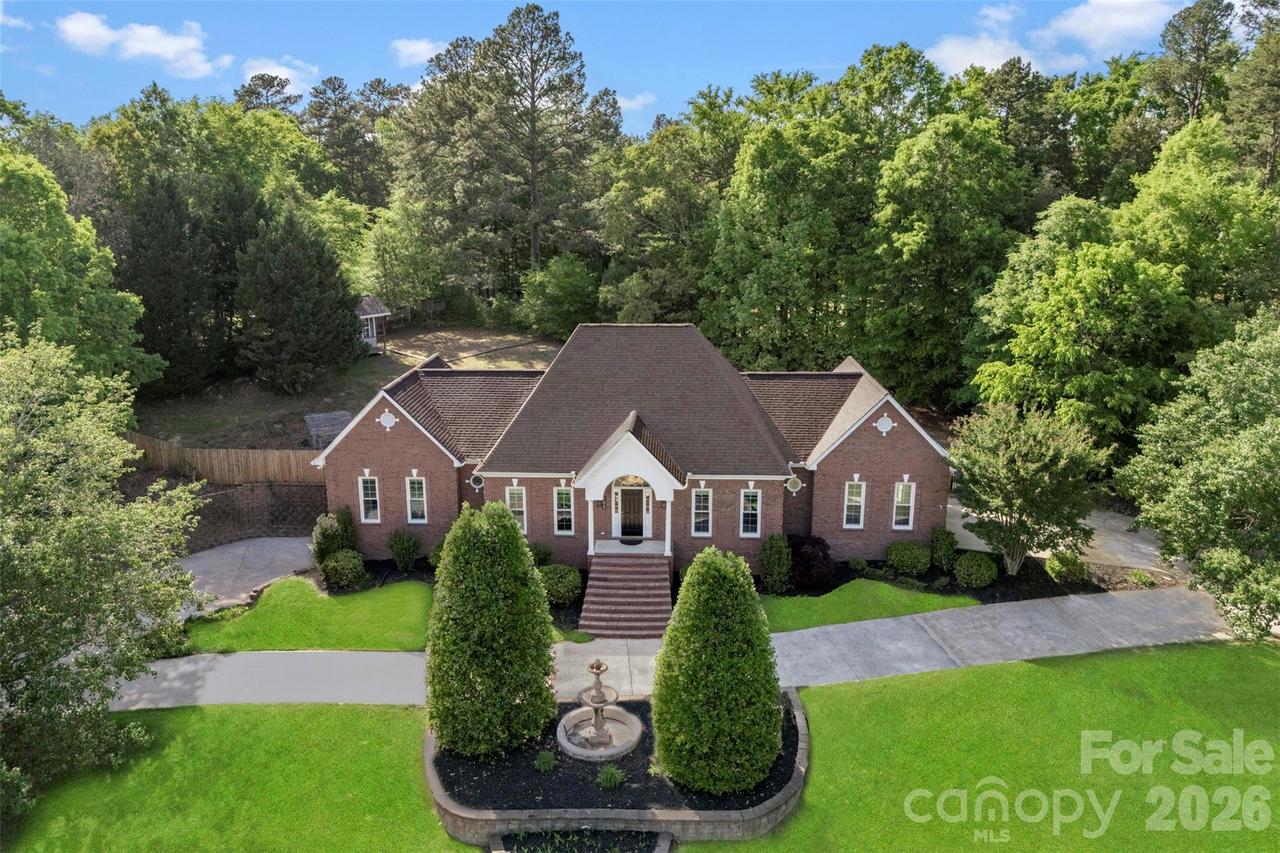 105 Partridge Bluff Dr., Concord, NC 28025
