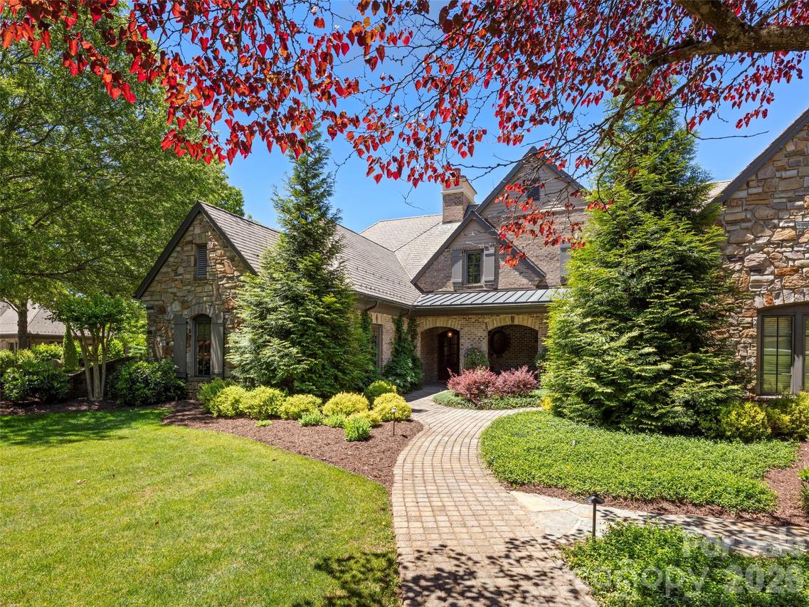 14 Golfside Ct., Arden, NC 28704