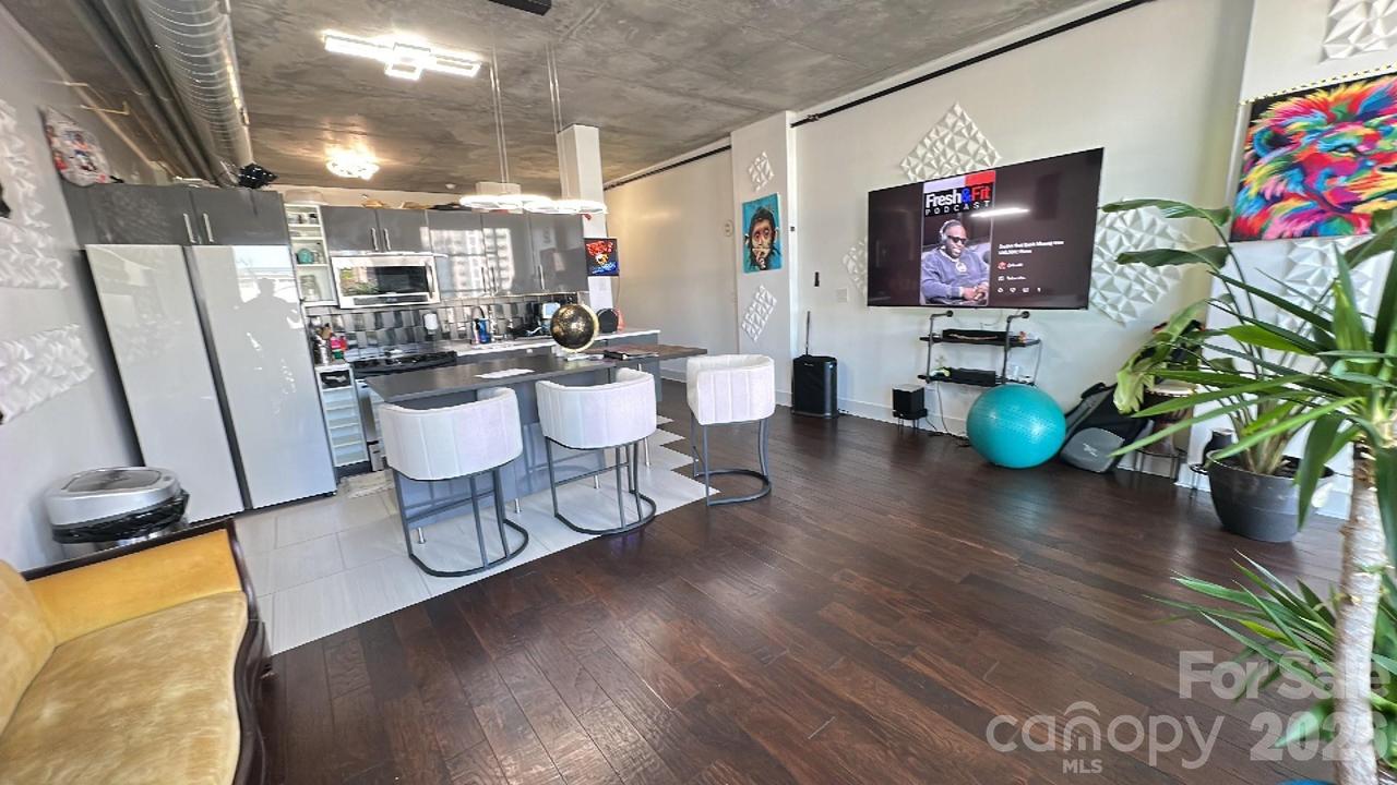 505 E 6th St. #803, Charlotte, NC 28202