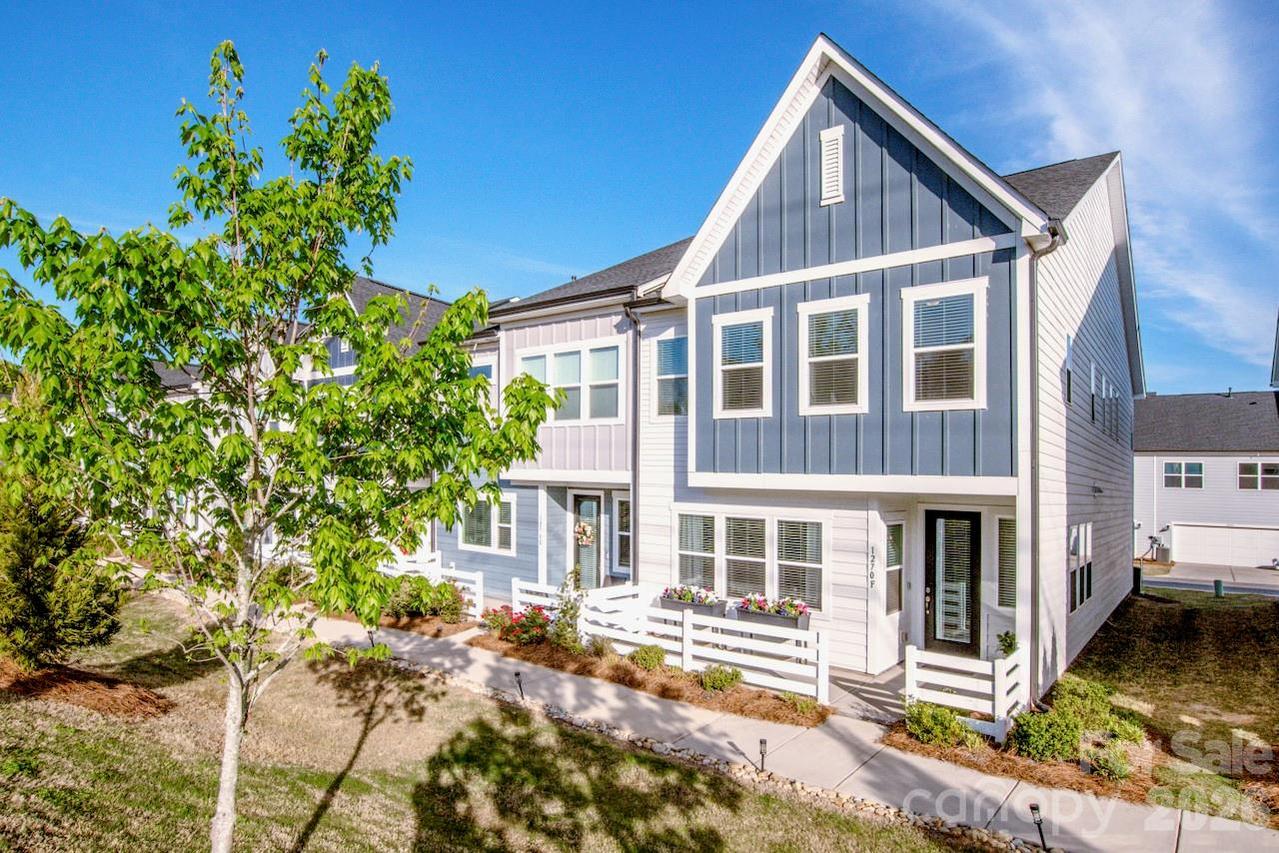 1270 Brawley School Rd. #F, Mooresville, NC 28117