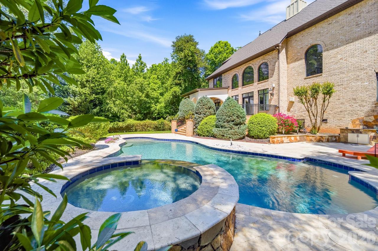 18805 Windy Point Dr., Cornelius, NC 28031