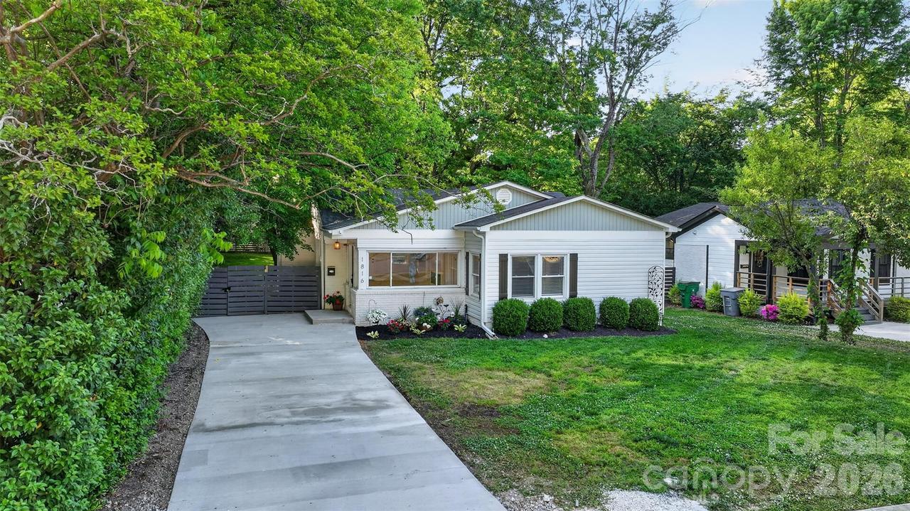 1816 Anderson St., Charlotte, NC 28205