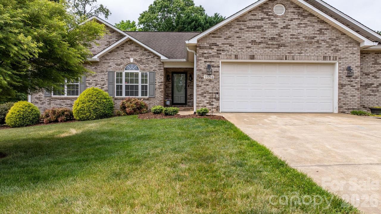 3534 47th Avenue Pl., Hickory, NC 28601