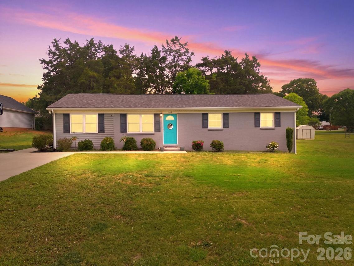 104 Sunset Dr., Rockwell, NC 28138