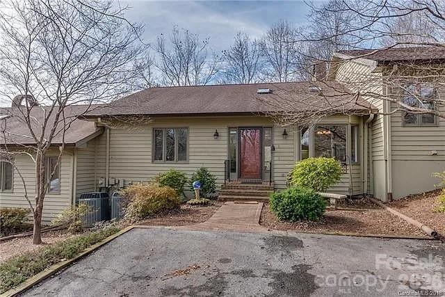 2 Hunting Country Tr., Tryon, NC 28782