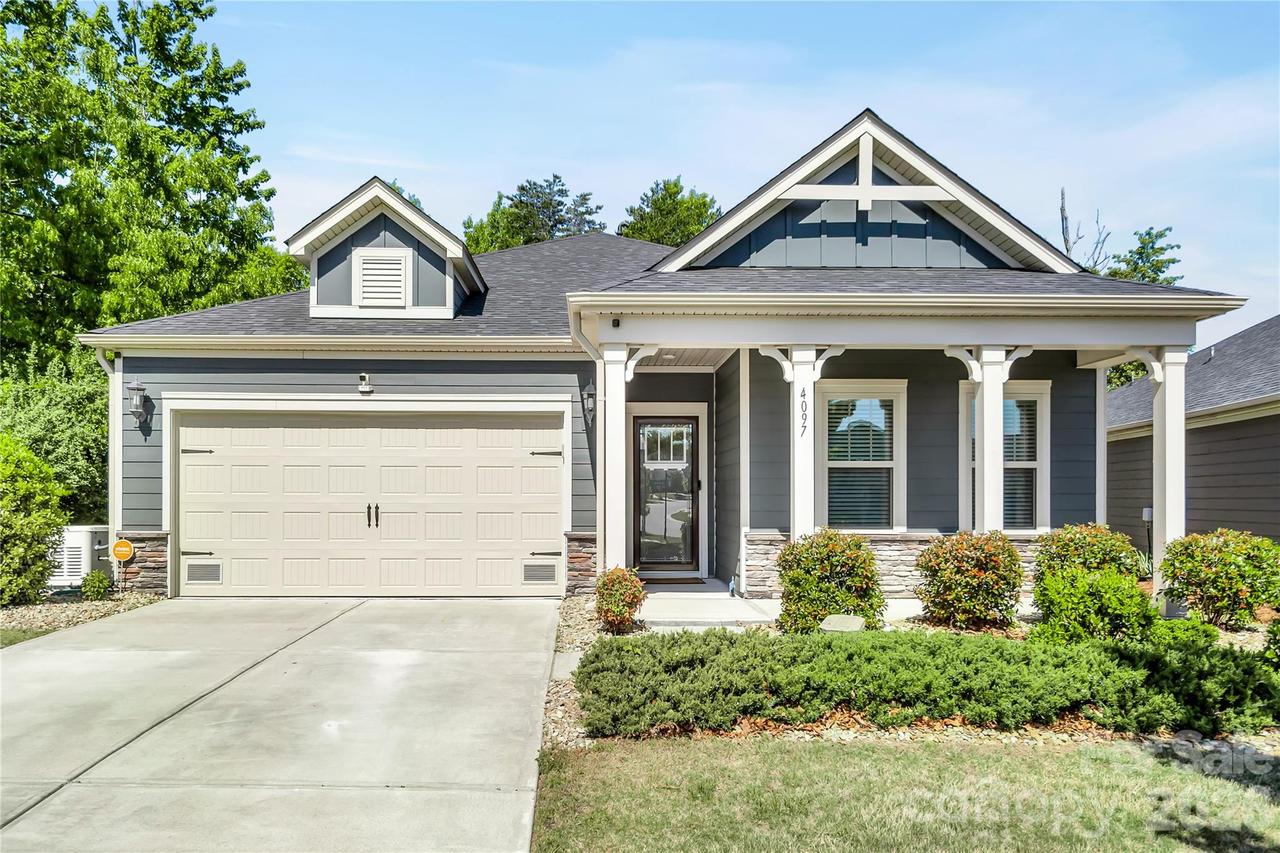 4097 Canopy Creek Dr., Denver, NC 28037