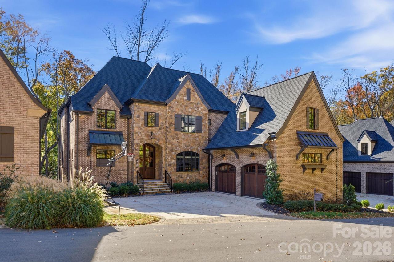 6010 Old Providence Ln., Charlotte, NC 28226