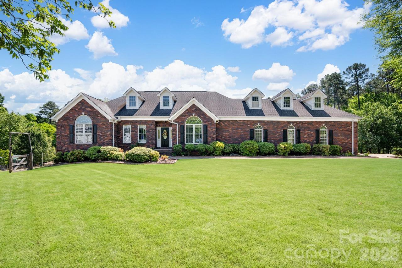 2508 Forrestbrook Dr., Kannapolis, NC 28083