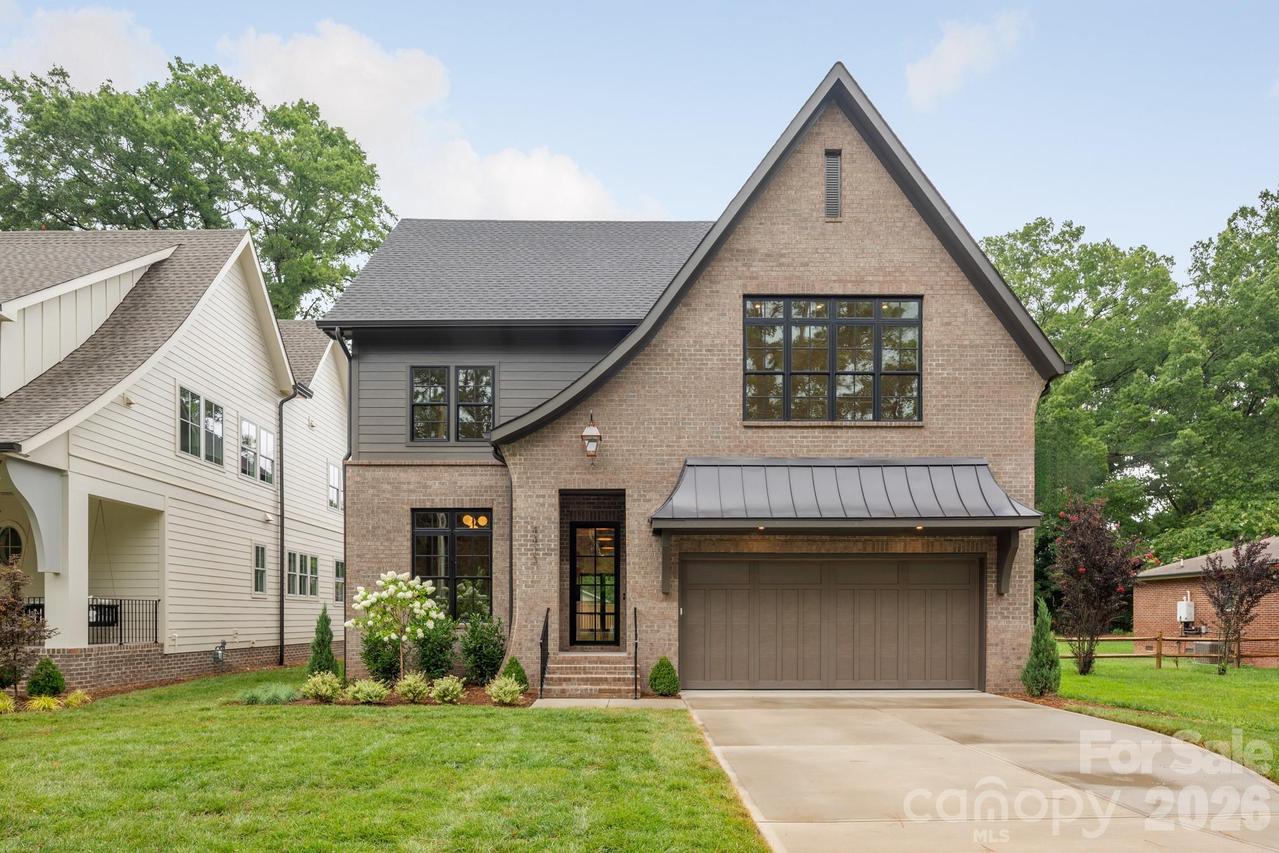 4413 Castleton Rd., Charlotte, NC 28211