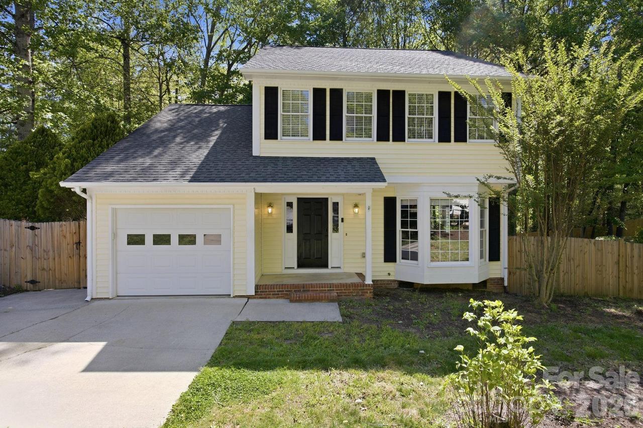 110 Southwick Ct., Fletcher, NC 28732