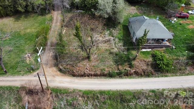 22 Clark Ln., Canton, NC 28716