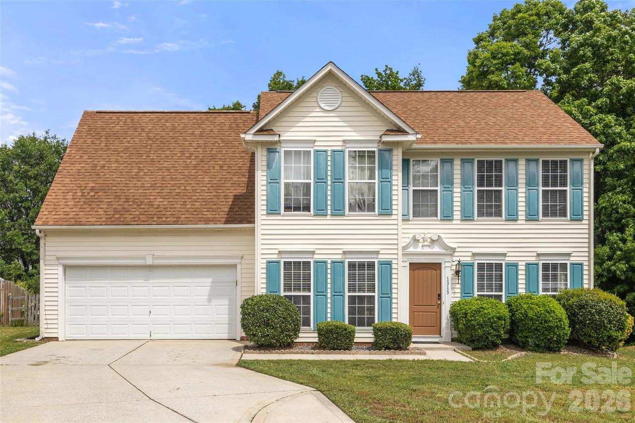 1315 Red Tallen Ct., Charlotte, NC 28214