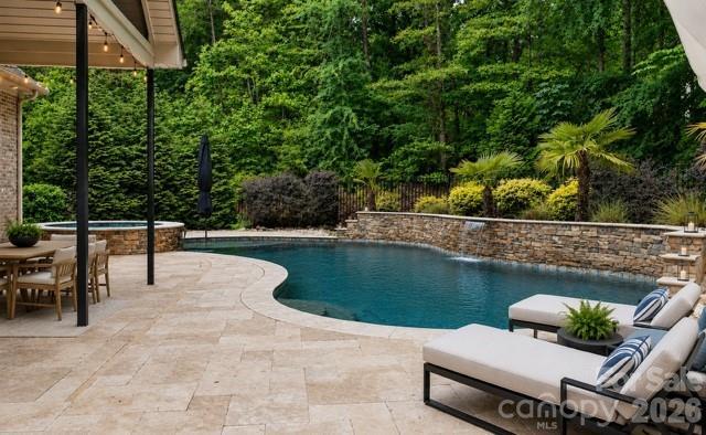 115 Buckingham Place Rd., Mooresville, NC 28115