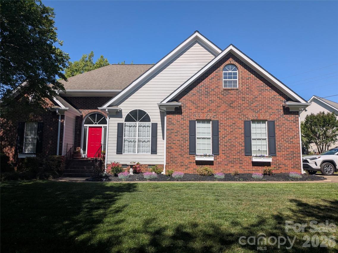 13827 Lymington Ct., Mint Hill, NC 28227