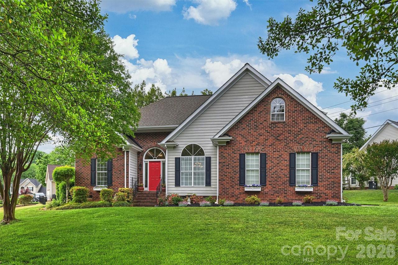13827 Lymington Ct., Mint Hill, NC 28227