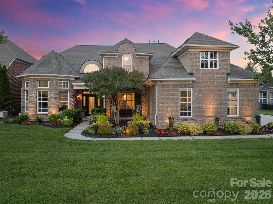 11729 Avaly Ln., Charlotte, NC 28277