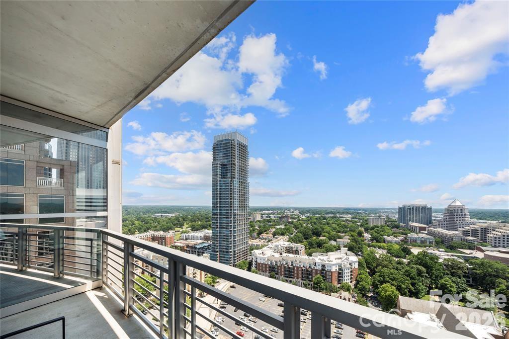333 W Trade St. #2200, Charlotte, NC 28202