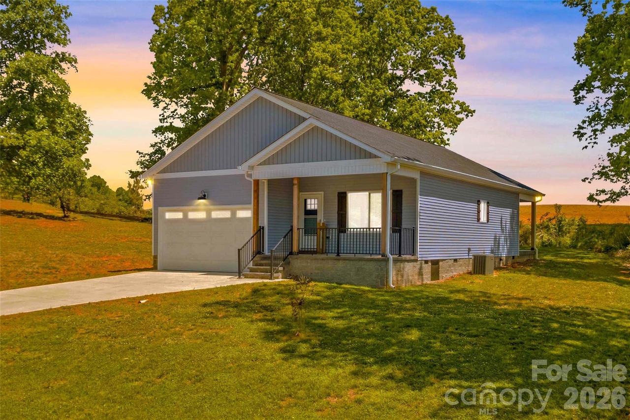 159 Foy Ln., Statesville, NC 28625