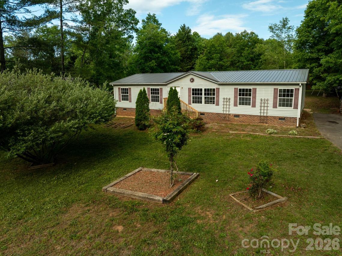 4137 Alderbrook Ct., Lenoir, NC 28645
