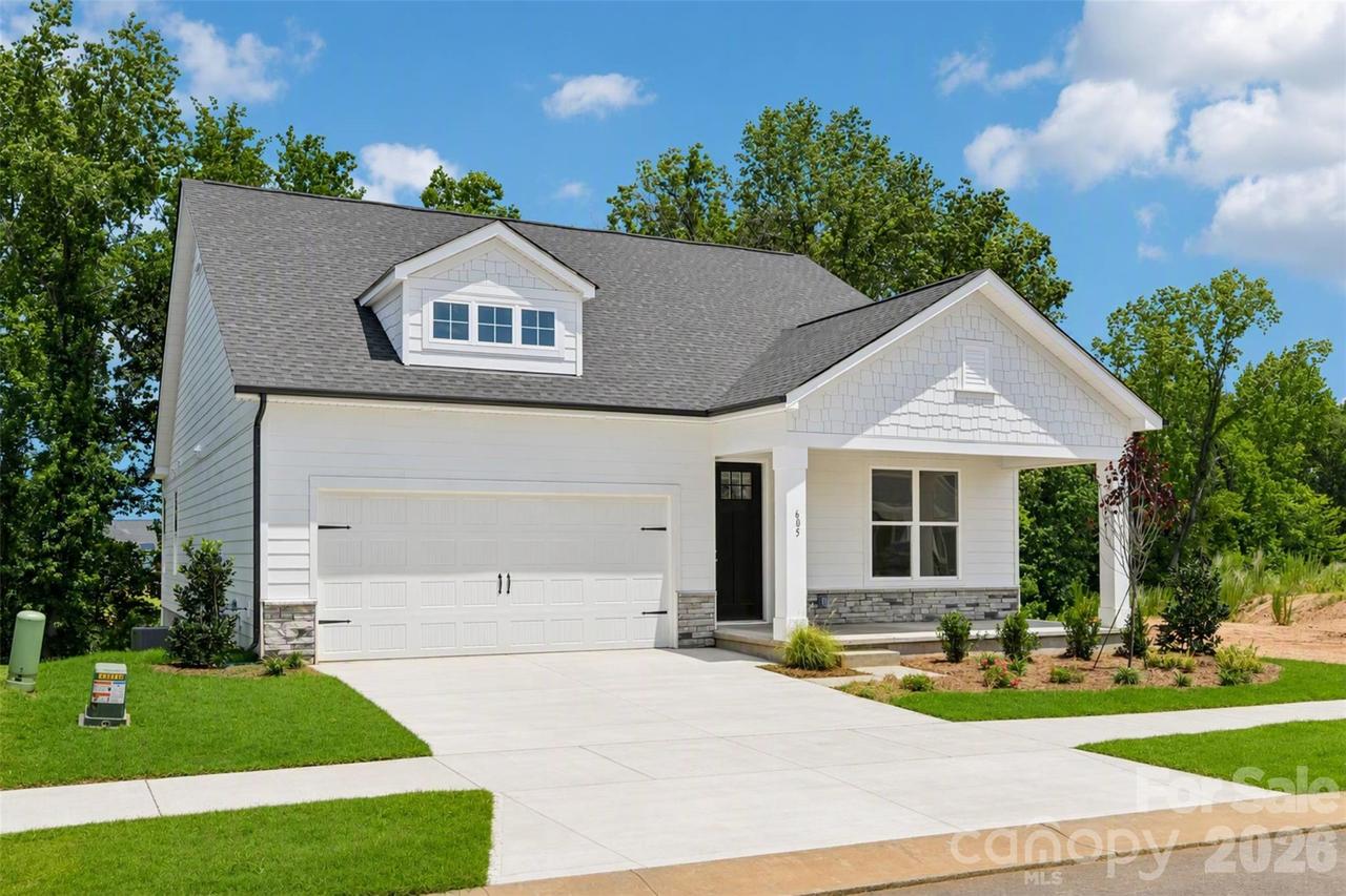 605 Banter Ln. #37, Gastonia, NC 28056