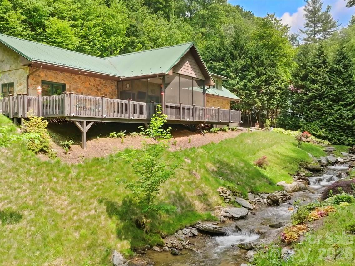 79 Ward Rd., Maggie Valley, NC 28751