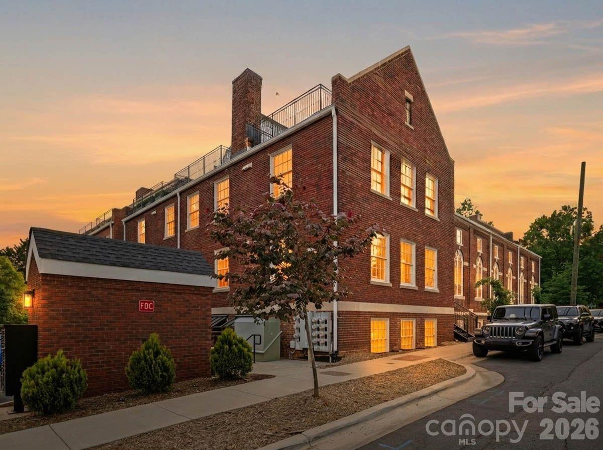 201 Grandin Rd. #6, Charlotte, NC 28208