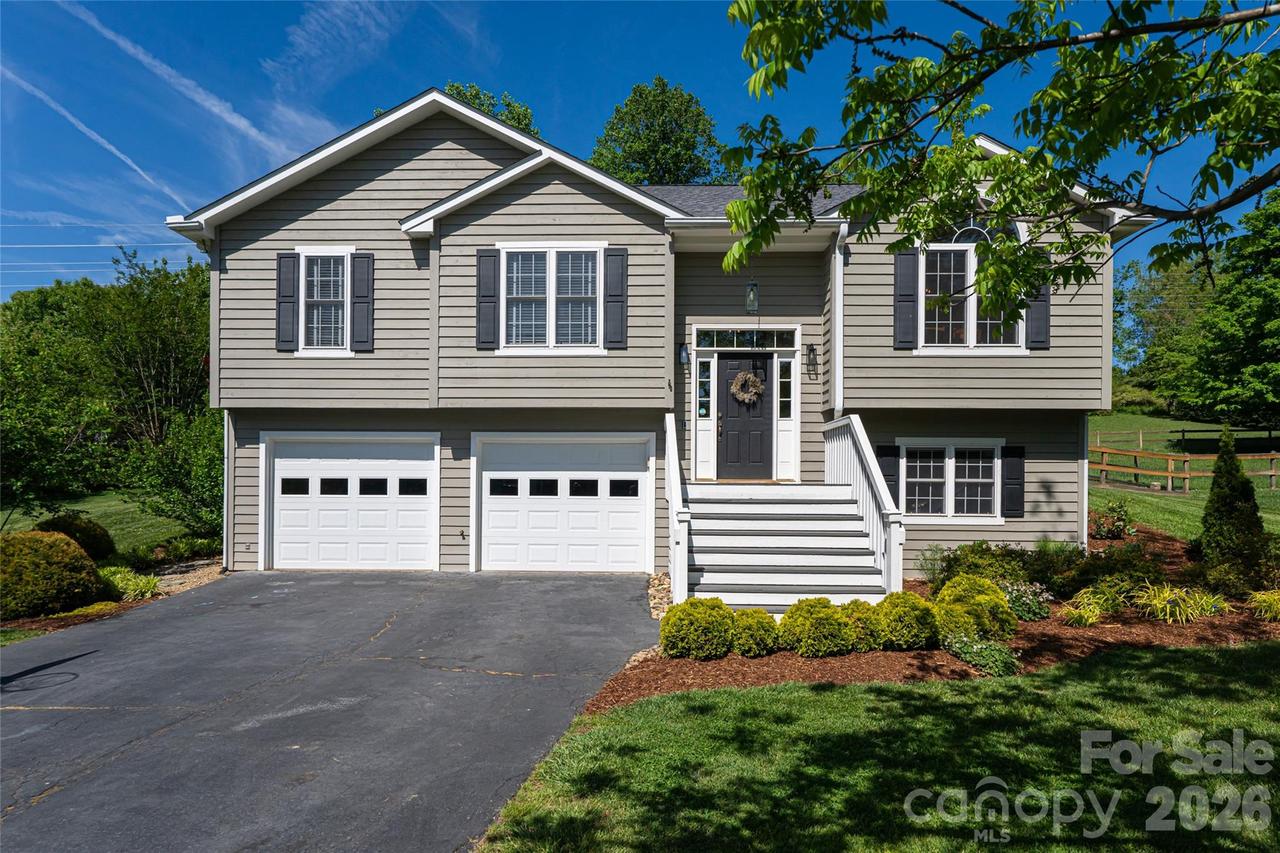 5 Mallory Meadows Ct., Arden, NC 28704